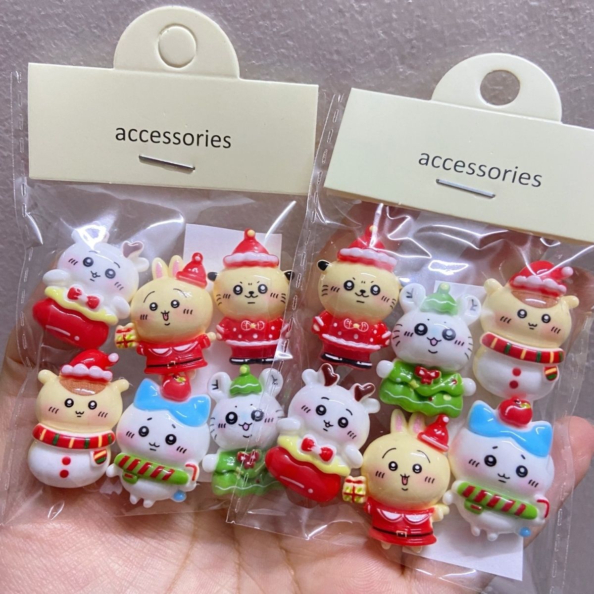 hristmas Solid Color Chiikawa  - огляд і ціна Resin Crafts
