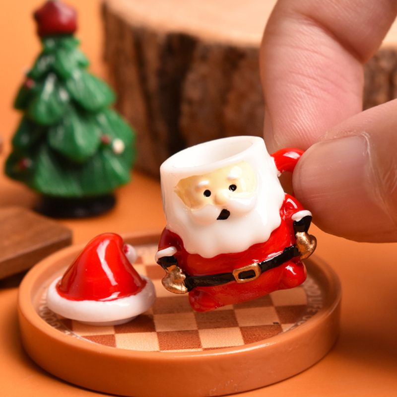 Mini Santa Teacup Ornament - R - огляд і ціна Resin Crafts